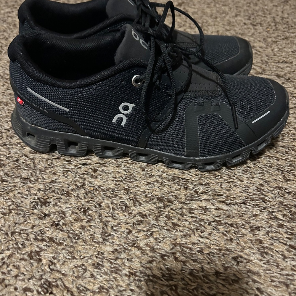 Shoes - Picture 2 of 3